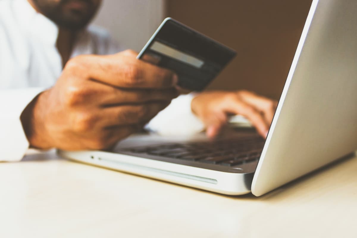 Unikaj Pułapki "Produktu Przynęty" w Aptekach Online