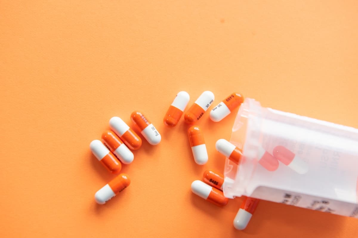 Ibuprofen vs Paracetamol - Prawdziwe Różnice i Kiedy Co Stosować